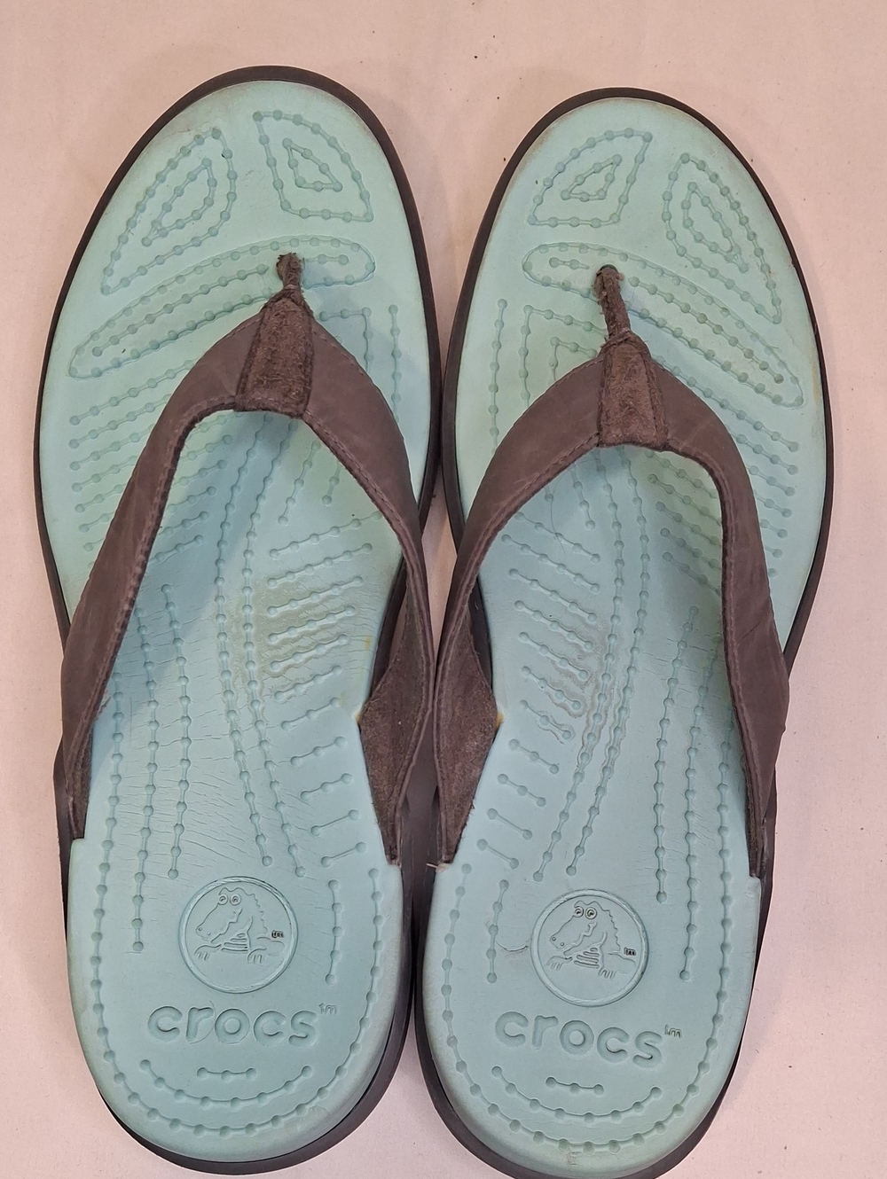 CROCS Unisex Men's 10 Womens 12 Brown and Aqua Slip-On Thong Flip Flops
